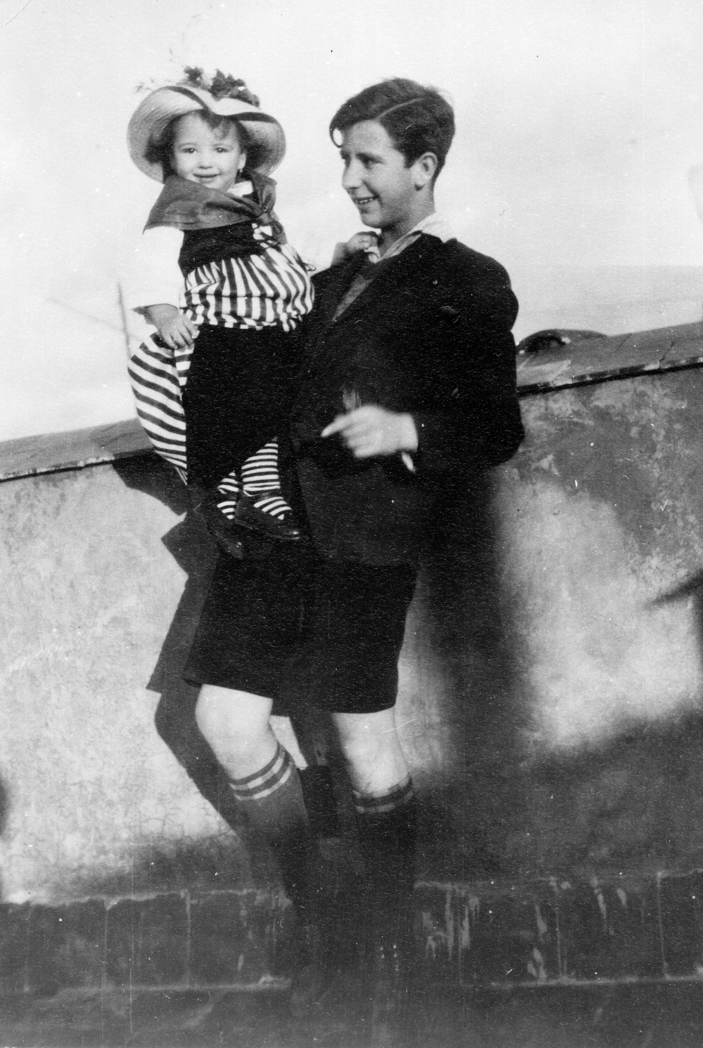 Álvaro del Portillo, 12-V-1921